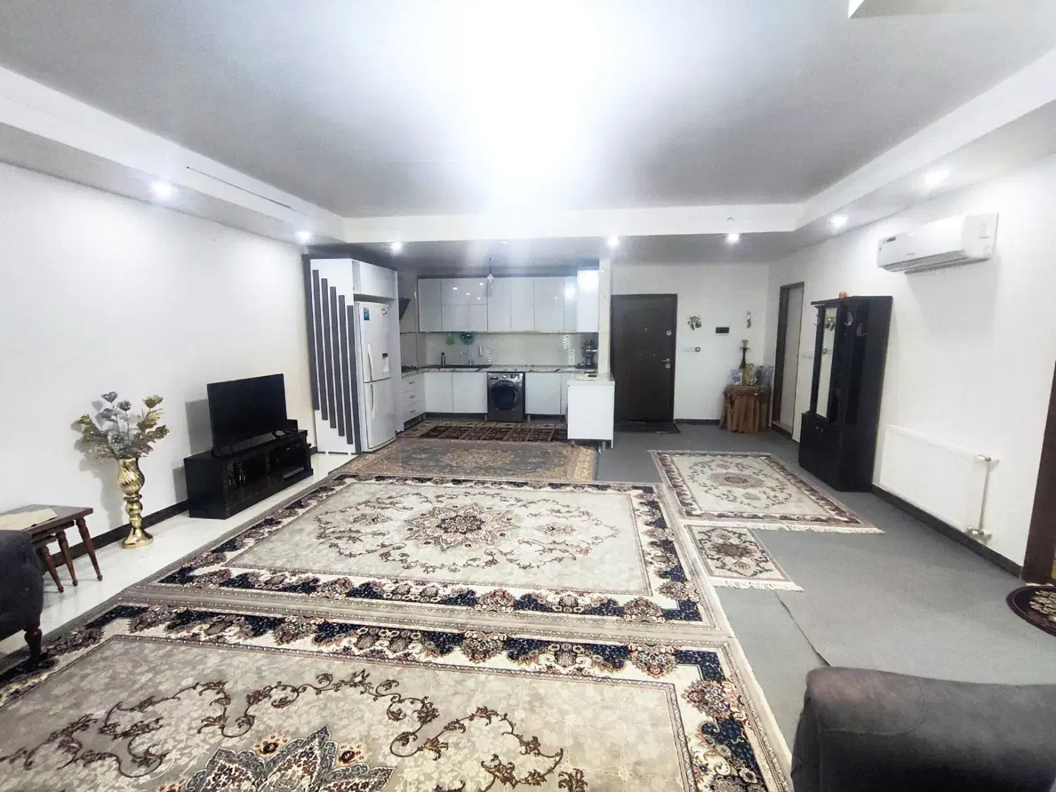 واحد نوساز 93 متری شهریار کهنز فردوسیه|فروش آپارتمان|فردوسیه, |دیوار