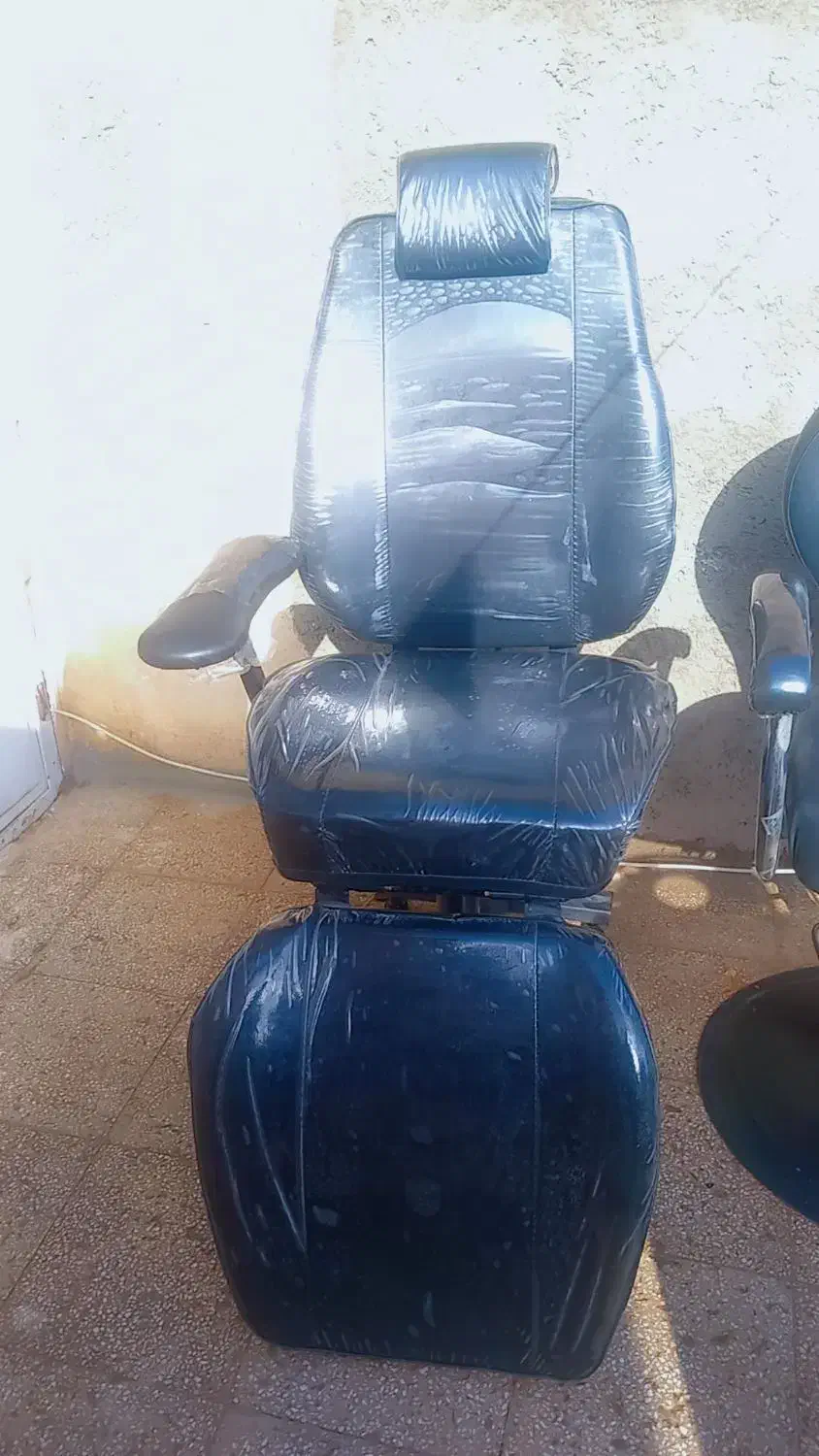 دوعددصندلی آرایشگاه|آرایشگاه و سالنهای زیبایی|تربتحیدریه, باغ سلطانی|دیوار