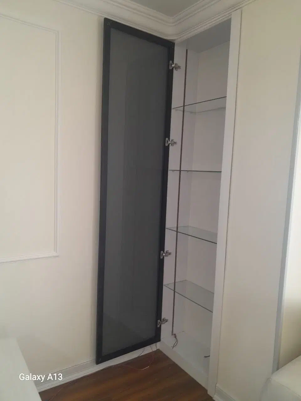 شیشه سکوریت ودوجداره ساختمانی|خدمات پیشه و مهارت|اصفهان, ارغوانیه|دیوار