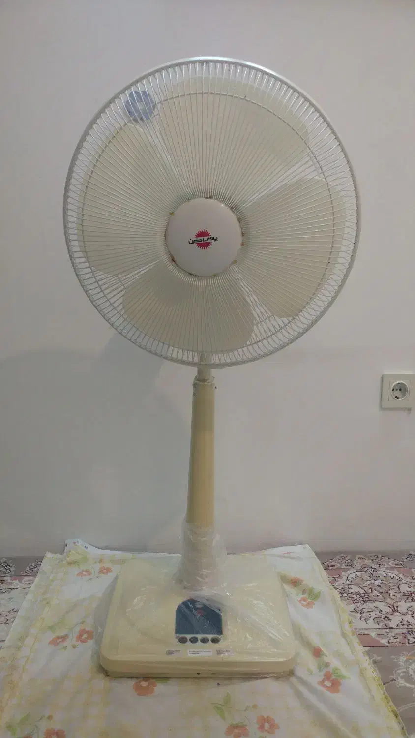 پنکه پارس خزر|پنکه و تصفیه‌کنندهٔ هوا|قم, بنیاد|دیوار