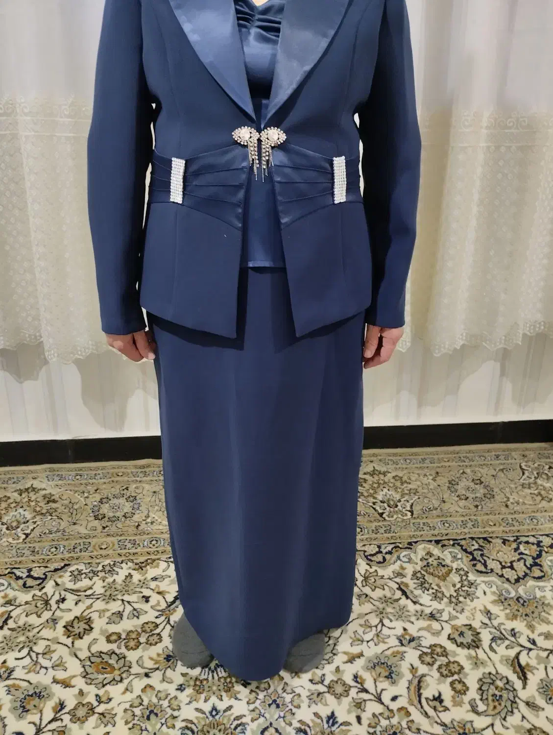 کت و دامن|لباس|ایذه, |دیوار