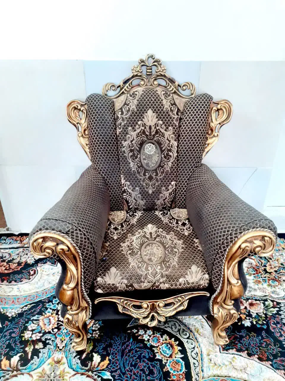 مبل هفت نفره|مبلمان خانگی و میز عسلی|اصفهان, قهجاورستان|دیوار