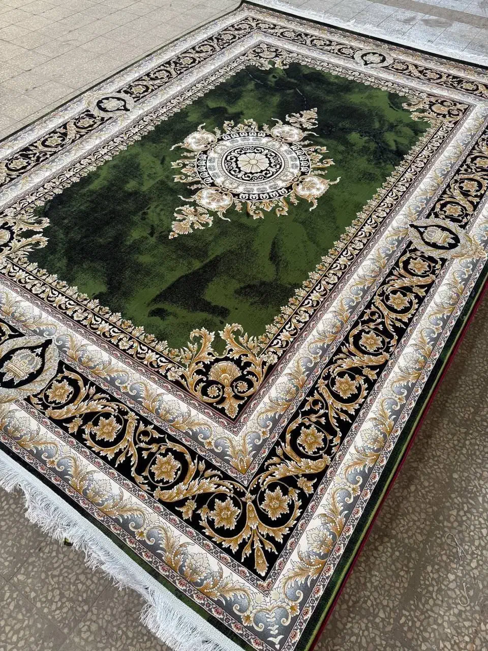 فرش /از نقشهای دیروز تا طرحهای امروز/اقساط|فرش|سوسنگرد, |دیوار