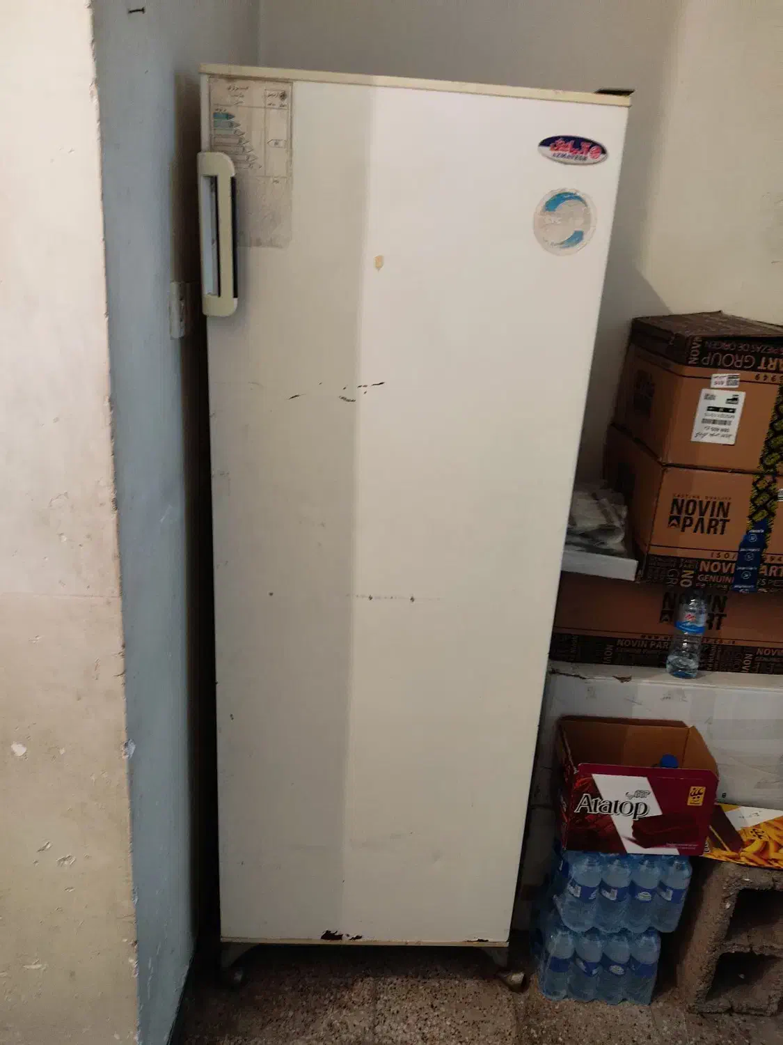 یخچال آزمایش ۱۲ فوت|یخچال و فریزر|شیراز, تپه تلویزیون|دیوار