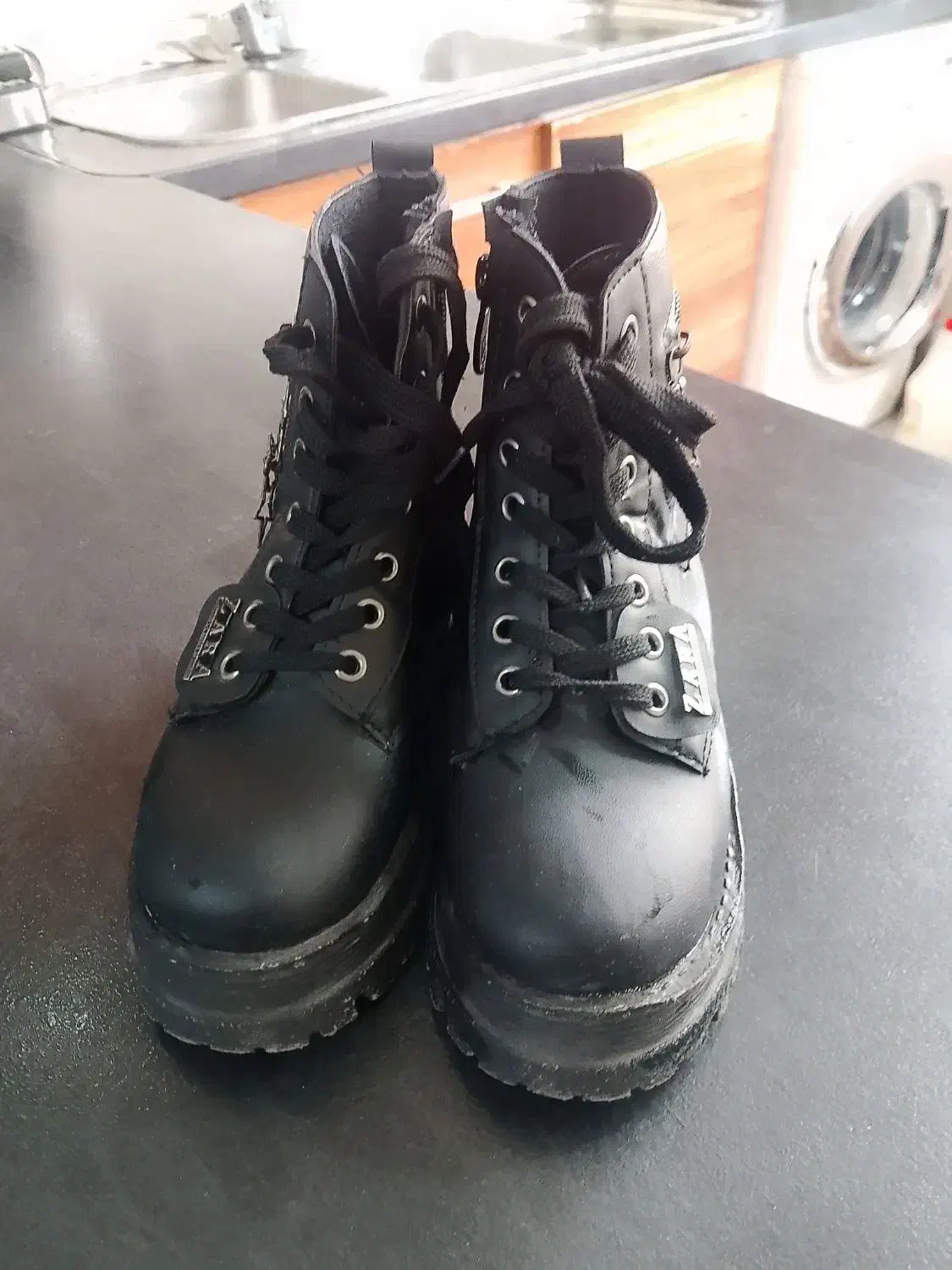 کفش|کفش و لباس بچه|فردوسیه, |دیوار