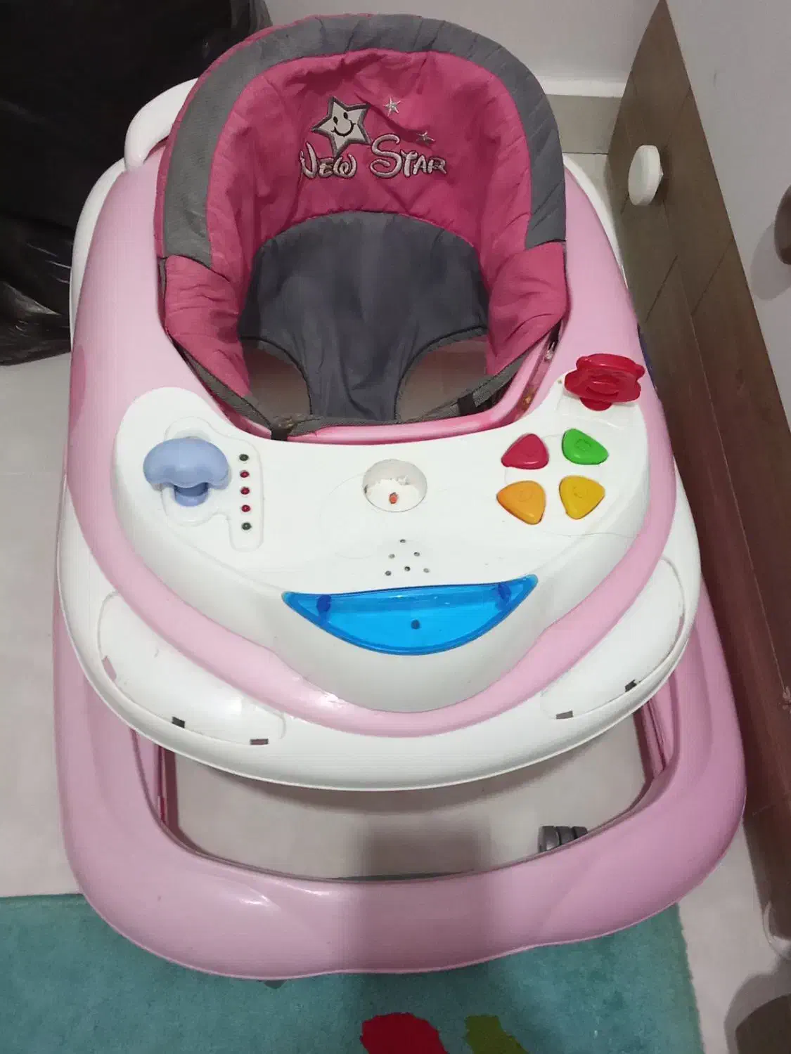 رورورک|اسباب و اثاث بچه|بازرگان, |دیوار