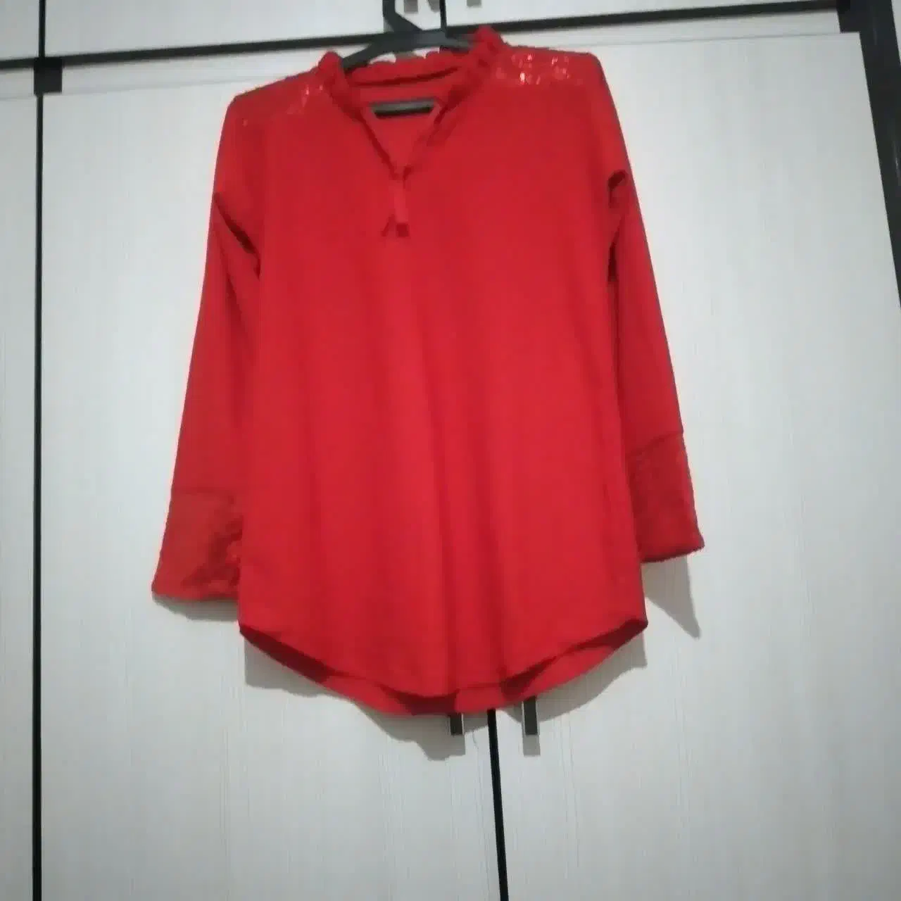 لباس زنانه|لباس|شاهین‌شهر, مسکن مهر|دیوار