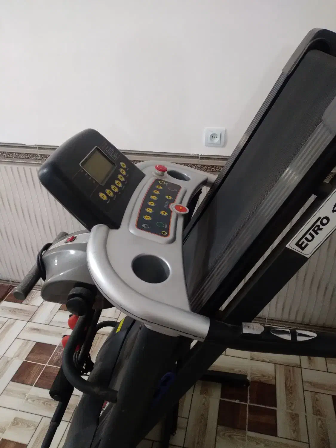 تردمیل ۳کاره جنس خوب و کمکار|تجهیزات ورزشی|روانسر, |دیوار