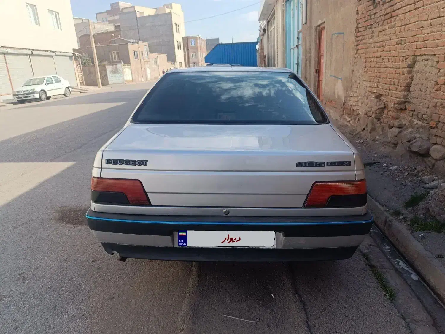 پژو ۴۰۵ مدل ۹۴ دوگانه کارخانه|خودرو سواری و وانت|اردبیل, |دیوار