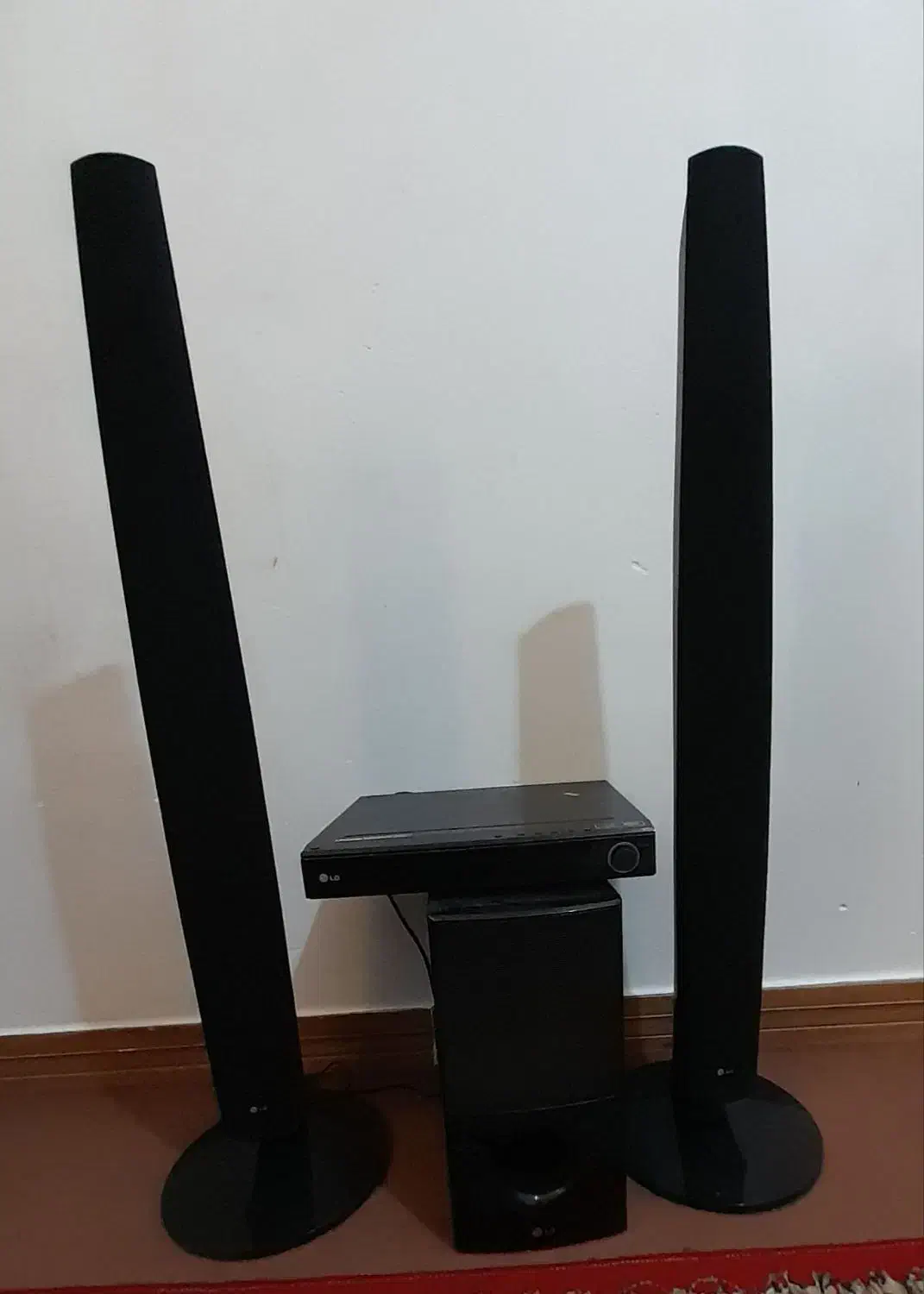 سینمای خانگی خیلی کم استفاده شده در حد دو سه بار|سیستم صوتی خانگی|پارسآباد, |دیوار