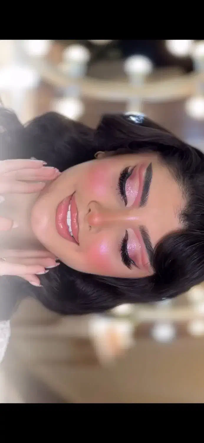 افر ویژه خدمات زیبایی و اف آموزش میکاپ با مدرک|خدمات آموزشی|آباده, |دیوار