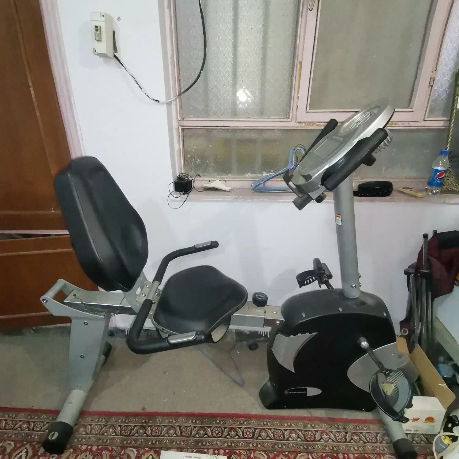 دوچرخه ثابت. فن دار. مونیتور.|تجهیزات ورزشی|اهواز, گلستان|دیوار
