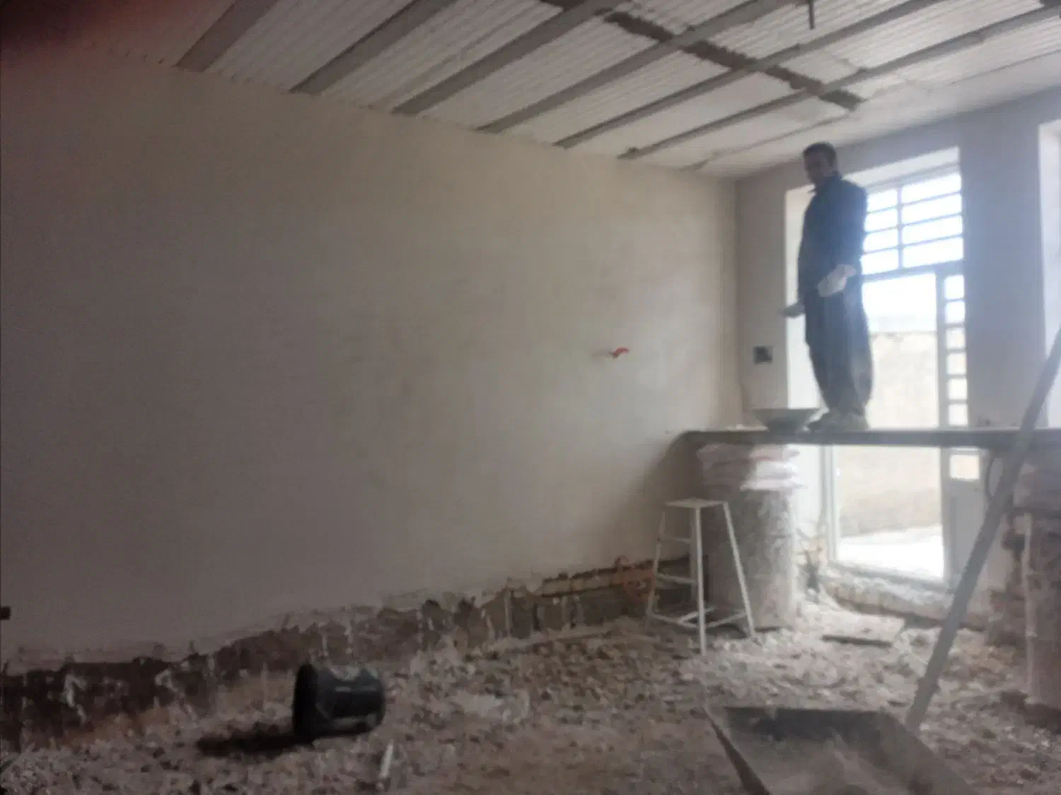 گچ کاری ابزار انجام تمام کارهایی بنایی|خدمات پیشه و مهارت|کوهدشت, |دیوار