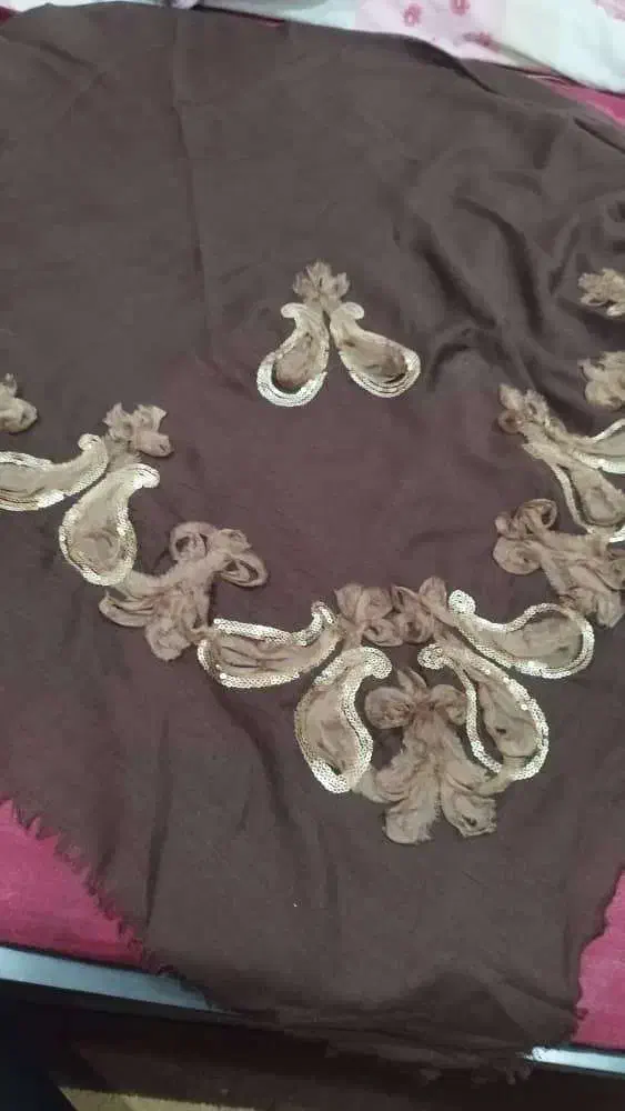 لباس نو پدر حد نو|کفش و لباس بچه|صدرا-فارس, فاز ۱|دیوار