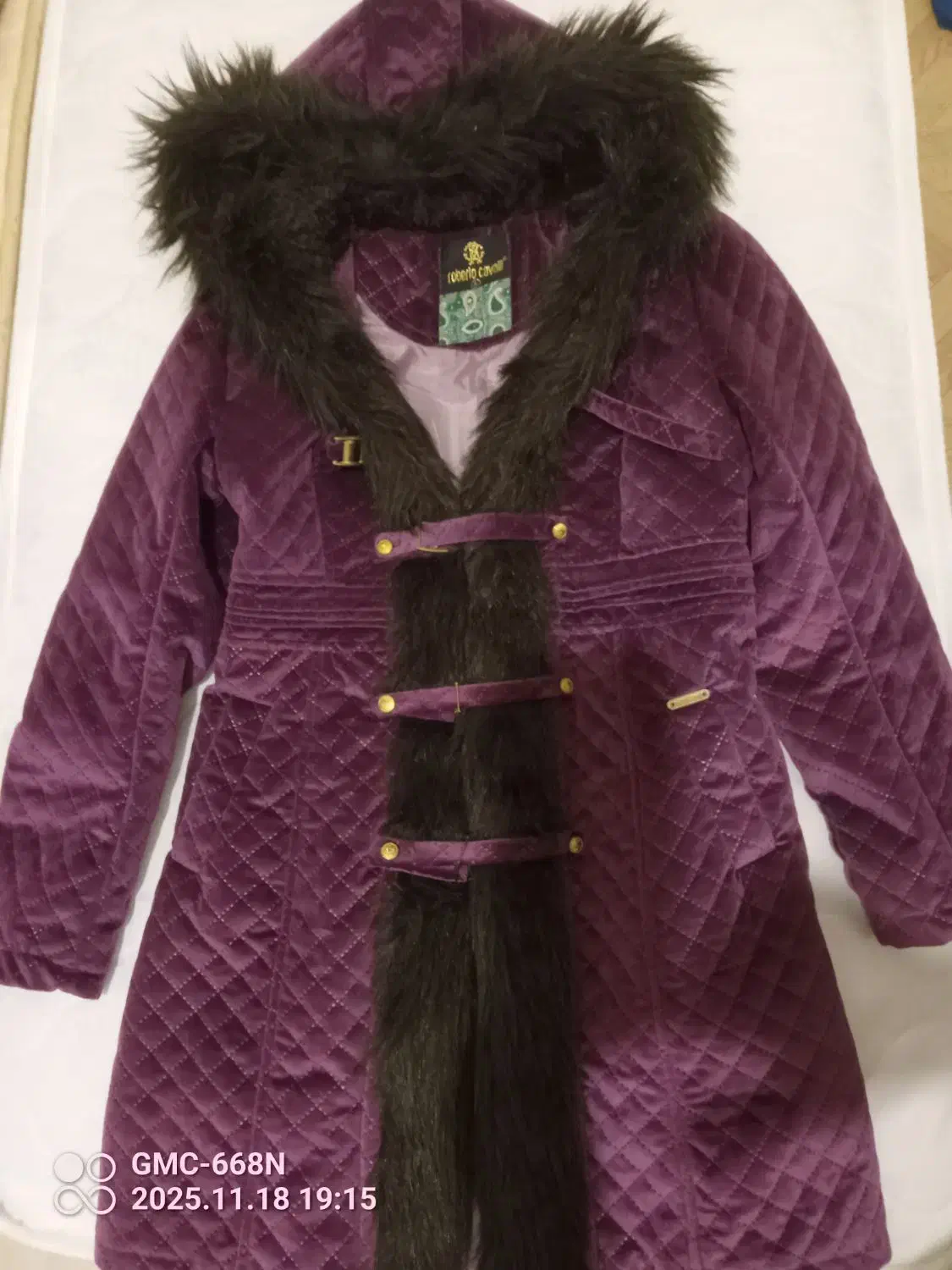 کاپشن کلاه دار|لباس|شهریار, شهرک وائین|دیوار