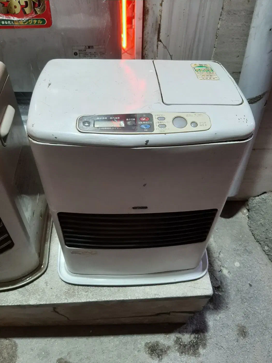 بخاری نفتی برقی گازی ژاپن ژاپنی استوک|بخاری، هیتر، شومینه|مهاباد (آذربایجان غربی), |دیوار