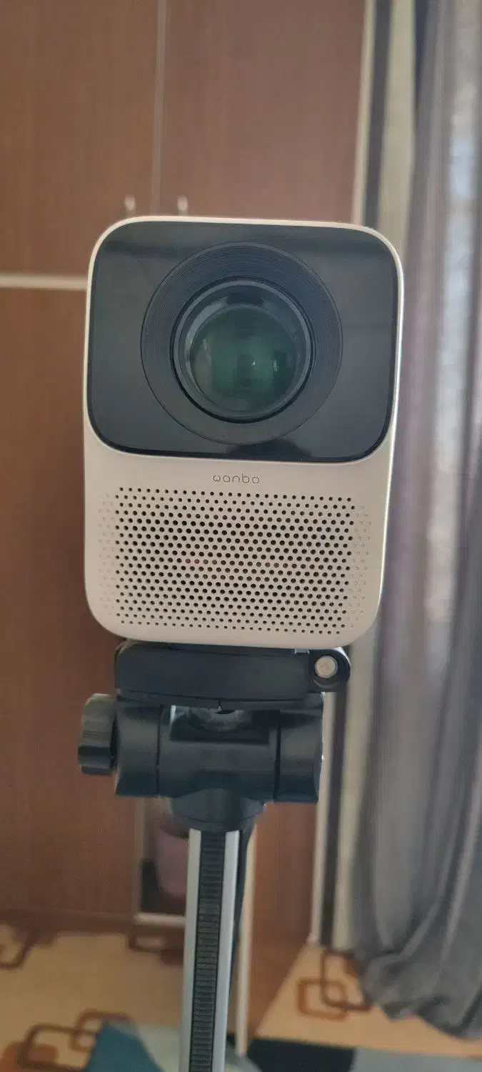 ویدئو پروژکتور شیائومی|تلویزیون و پروژکتور|ارومیه, |دیوار