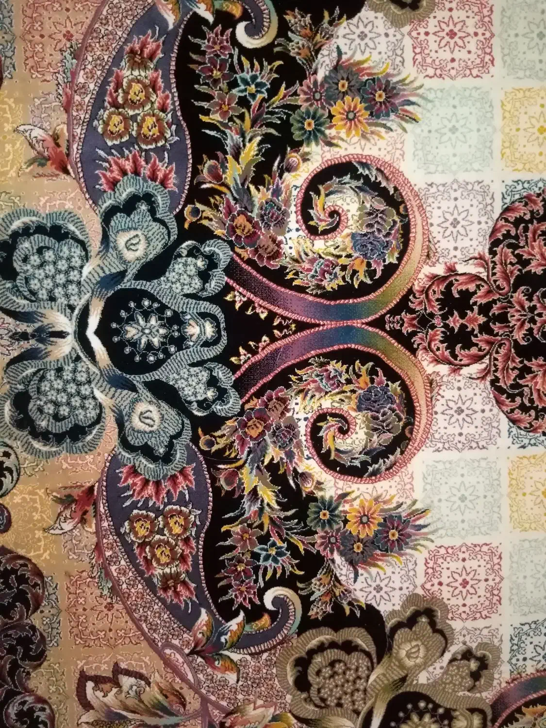 قالی تک یک عدد|فرش|اسفراین, |دیوار