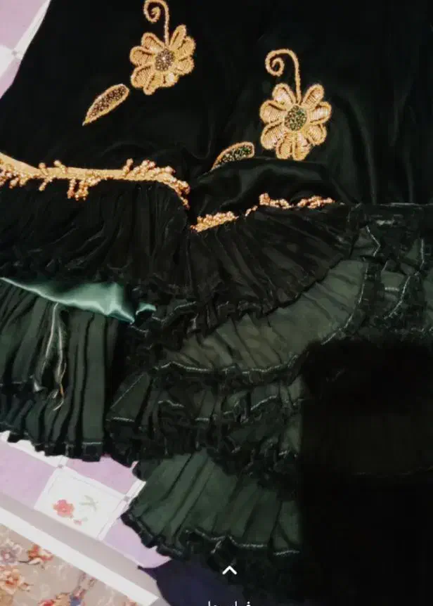 لباس عروس|لباس|یاسوج, |دیوار