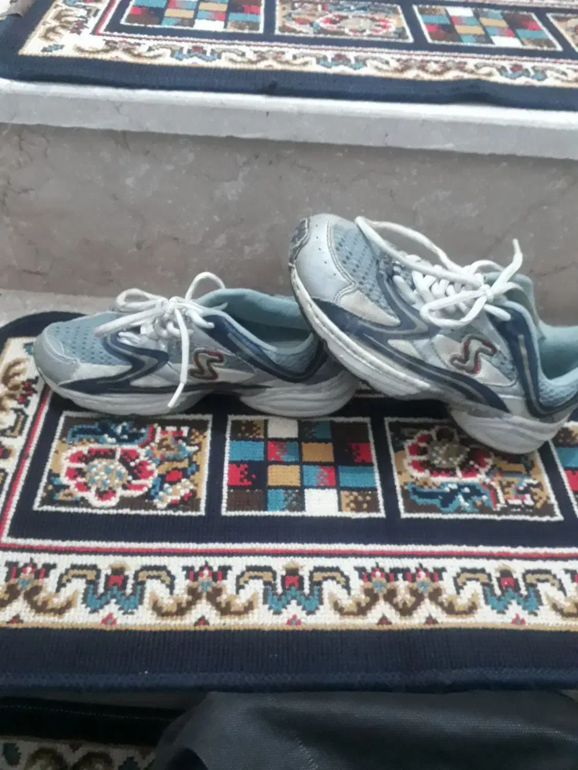 کفش خارجی بچه گانه|کیف، کفش، کمربند|گهواره, |دیوار