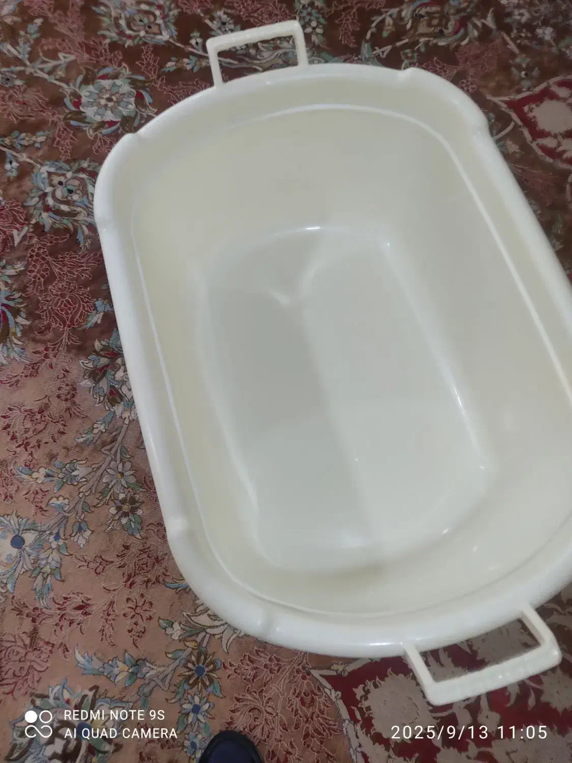 وان نوزاد بزرگ وپمپ بنزین سمندال ایکس|اسباب و اثاث بچه|رشت, جانبازان|دیوار