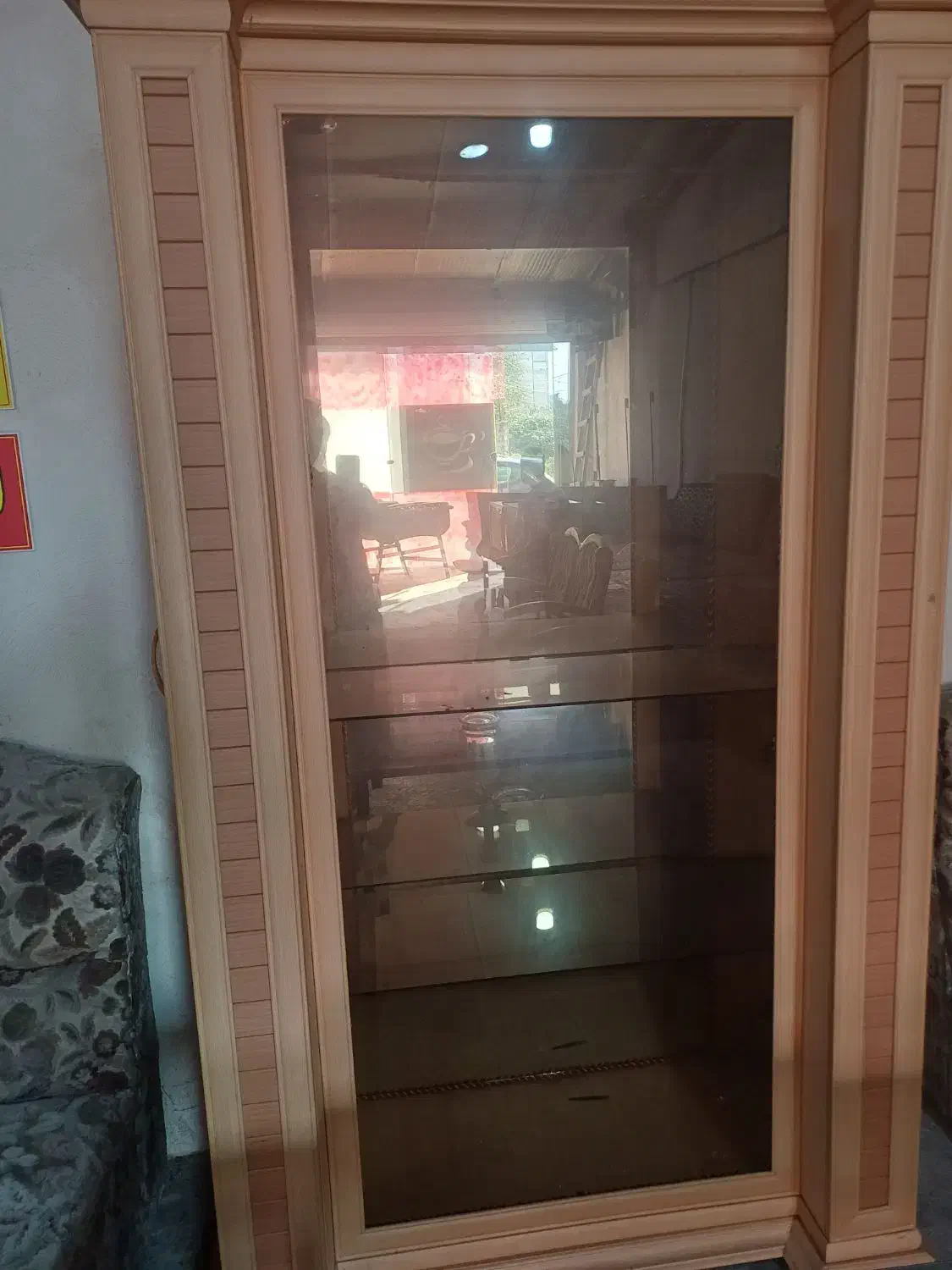 ویترین|بوفه، ویترین، کنسول|سنگر, |دیوار