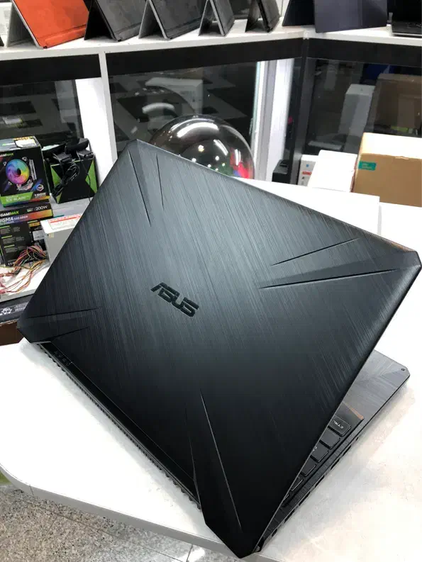 لپ‌تاپ گیمینگ و رندرینگ ایسوس TUF fx505DT|رایانه همراه|تهران, فلسطین (میدان انقلاب)|دیوار