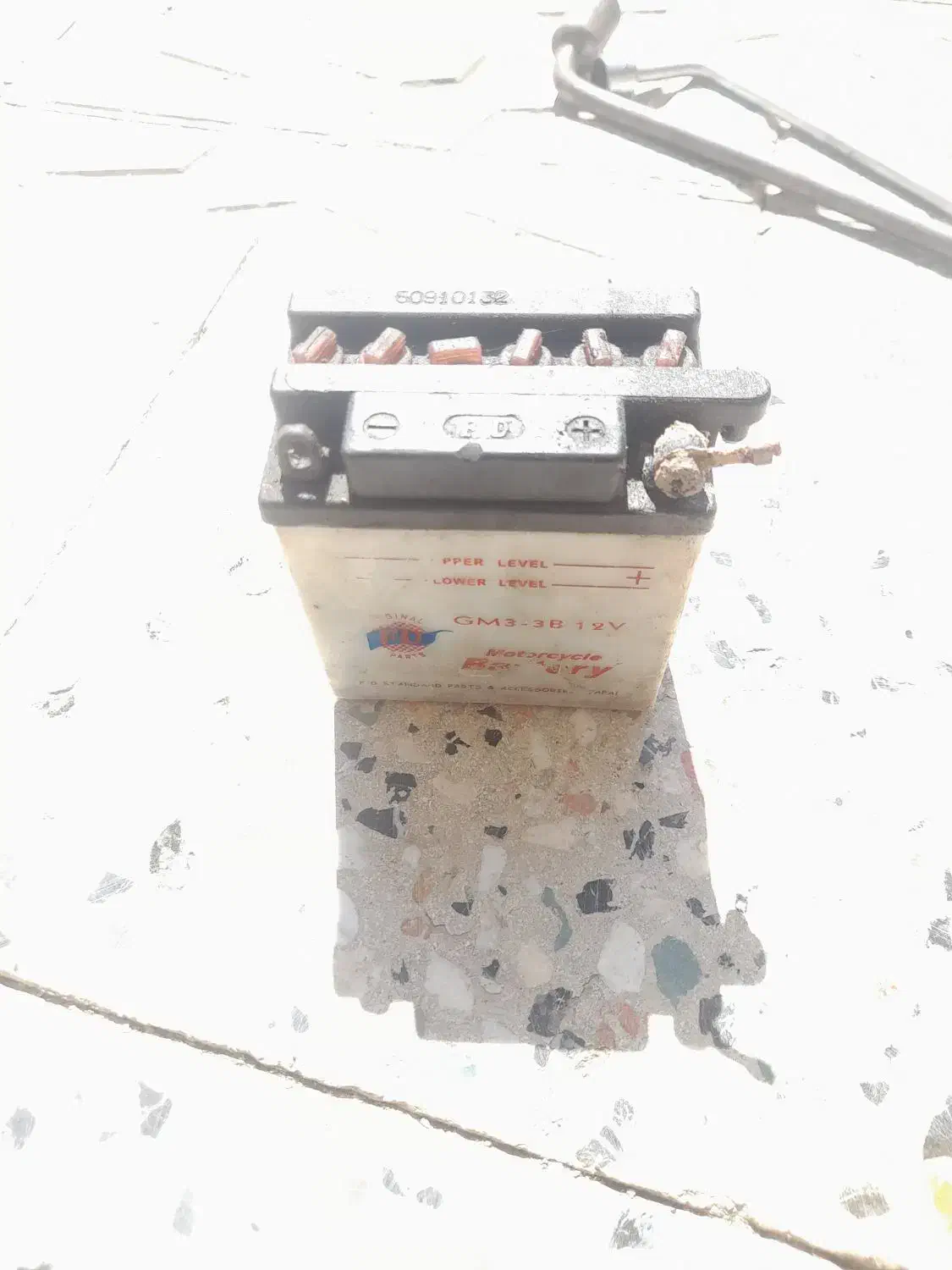 تعدادی وسایل موتور از جمله گیبرکس|قطعات یدکی و لوازم جانبی|شهرکرد, |دیوار