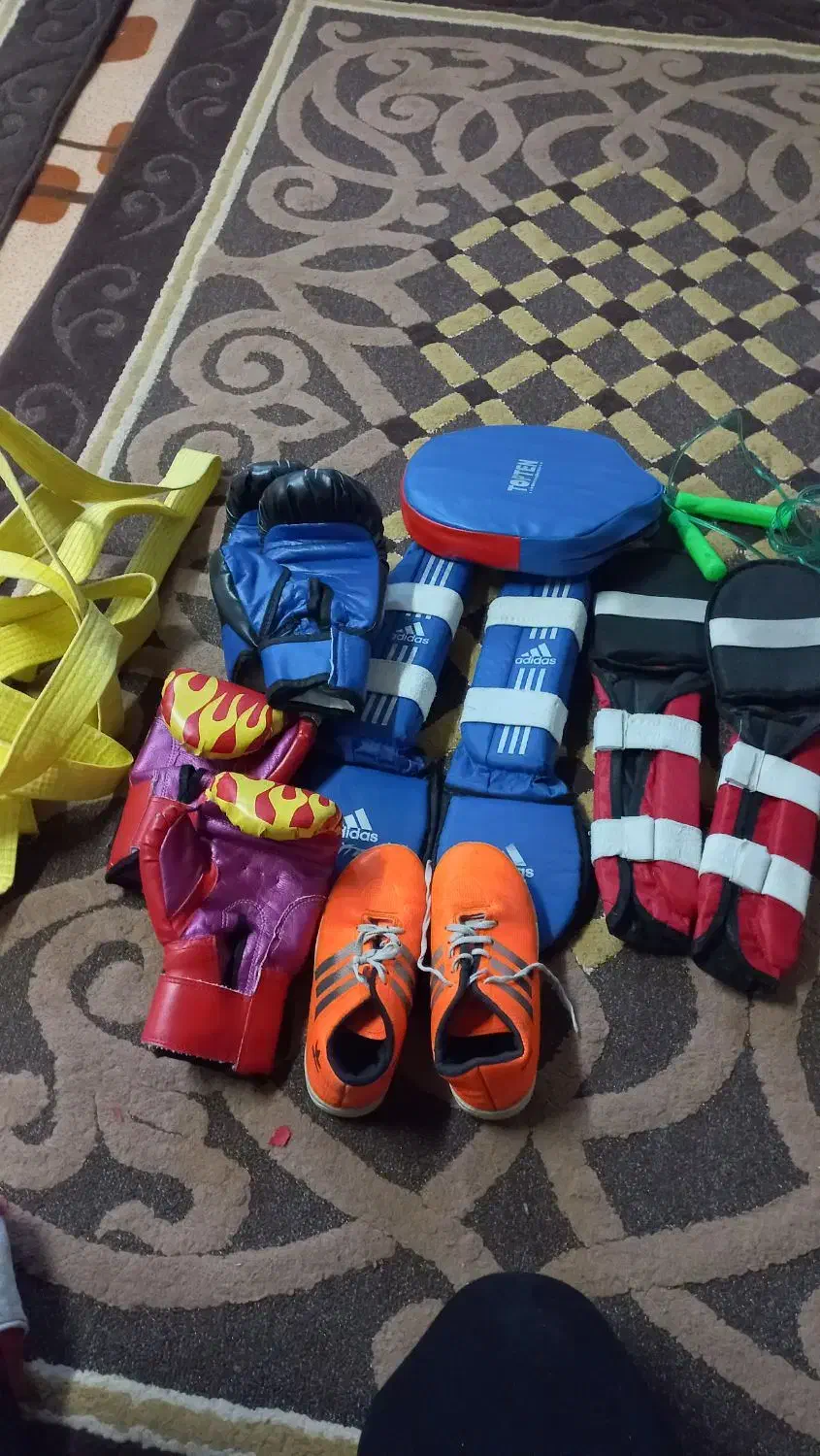 لوازم ورزشی کیک بوکسینگ|تجهیزات ورزشی|رضوانشهر, |دیوار