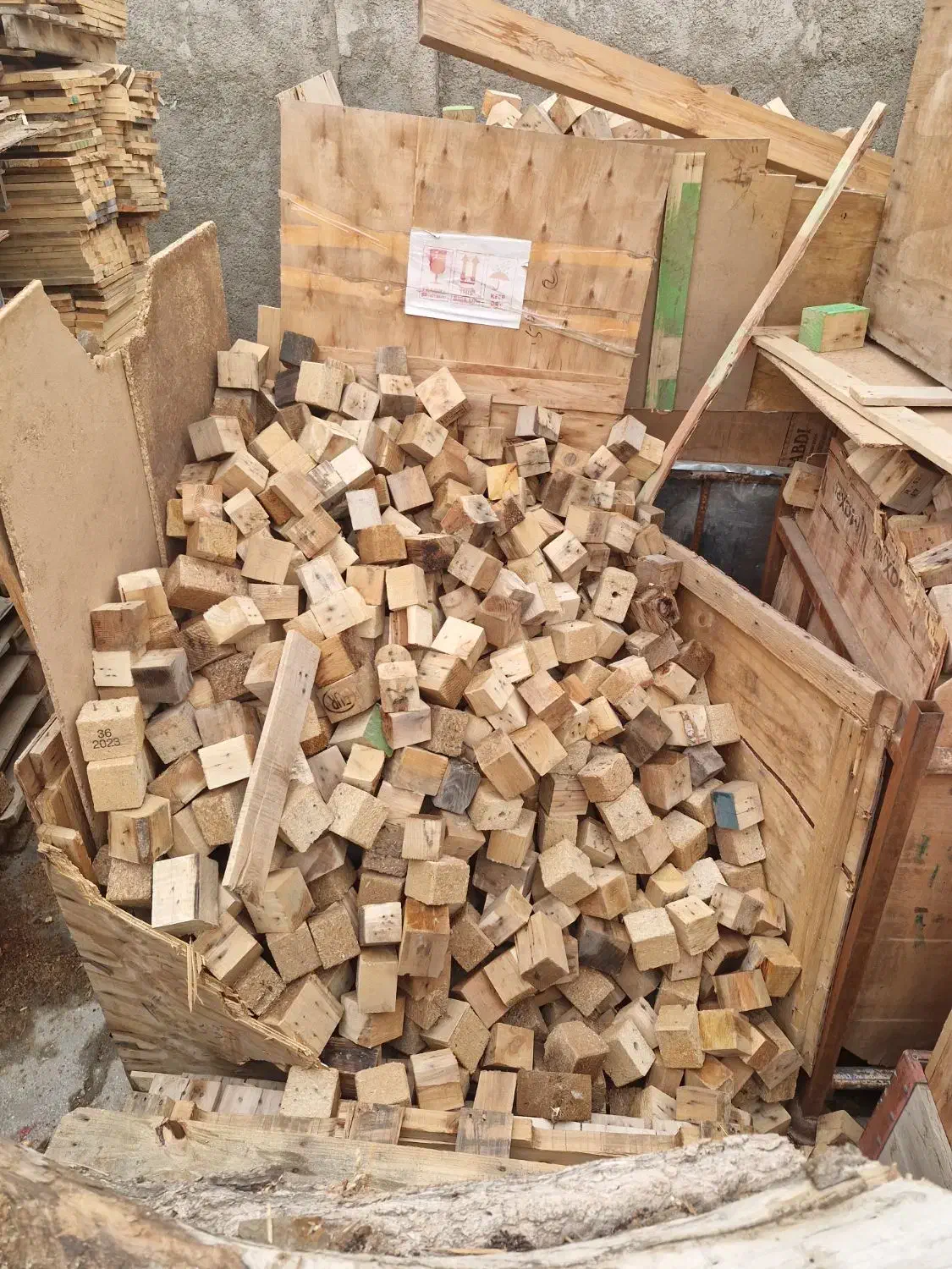 هیزم مکعبی|عمدهفروشی|تهران, سعادتآباد|دیوار