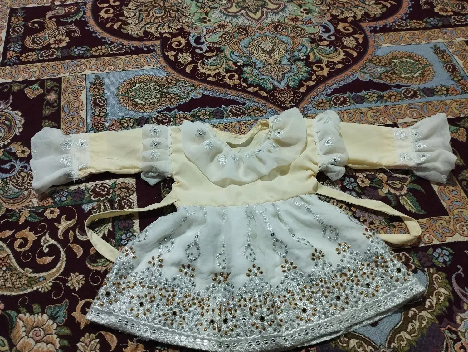 پذیرفتن دوخت انواع لباسهای بچه گانه دخترانه|لباس|سیب و سوران, |دیوار