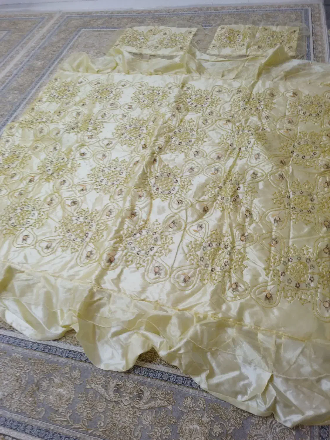 رو تختی|سرویس روتختی|فولادشهر, C3|دیوار