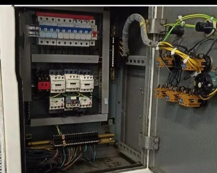 برقکار،برقکار۳فاز،بزقکارصنعتی،نصب اینورتر|خدمات پیشه و مهارت|تهران, نازی‌آباد|دیوار