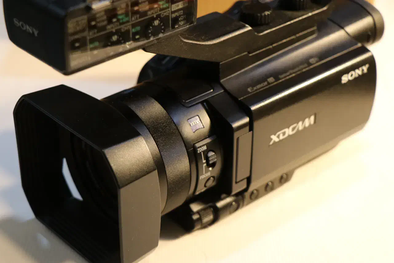دوربین سونی SONY X70|دوربین عکاسی و فیلم‌برداری|مشهد, راهنمایی|دیوار