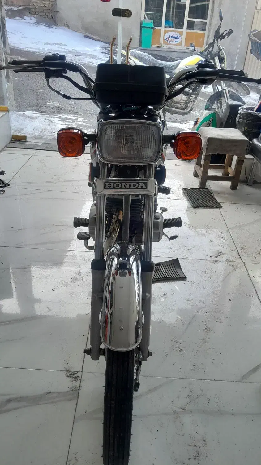 لیفان مدل۹۳استارتی|موتورسیکلت|تبریز, |دیوار