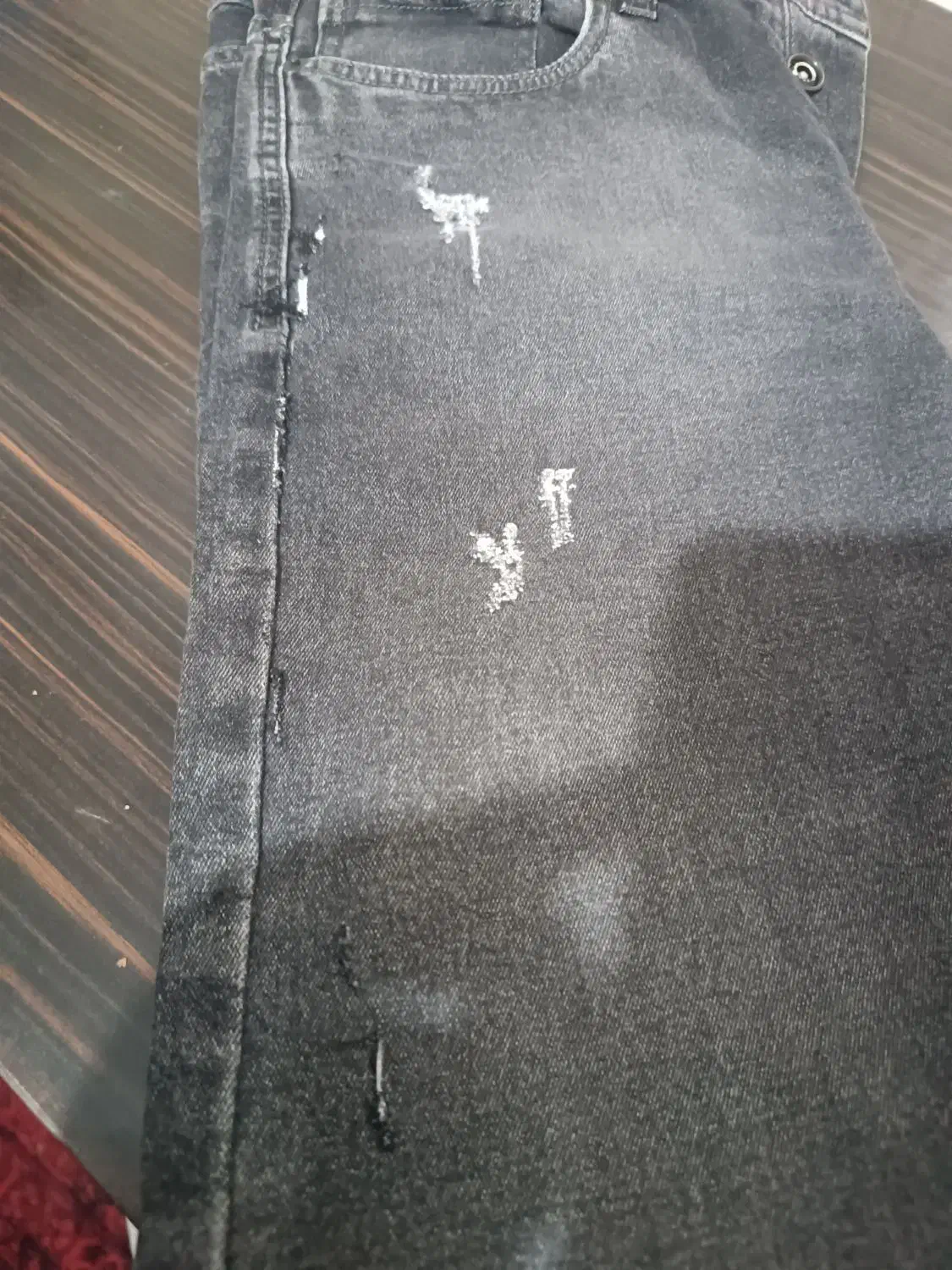 شلوارلی|لباس|مشهد, کلاته برفی|دیوار