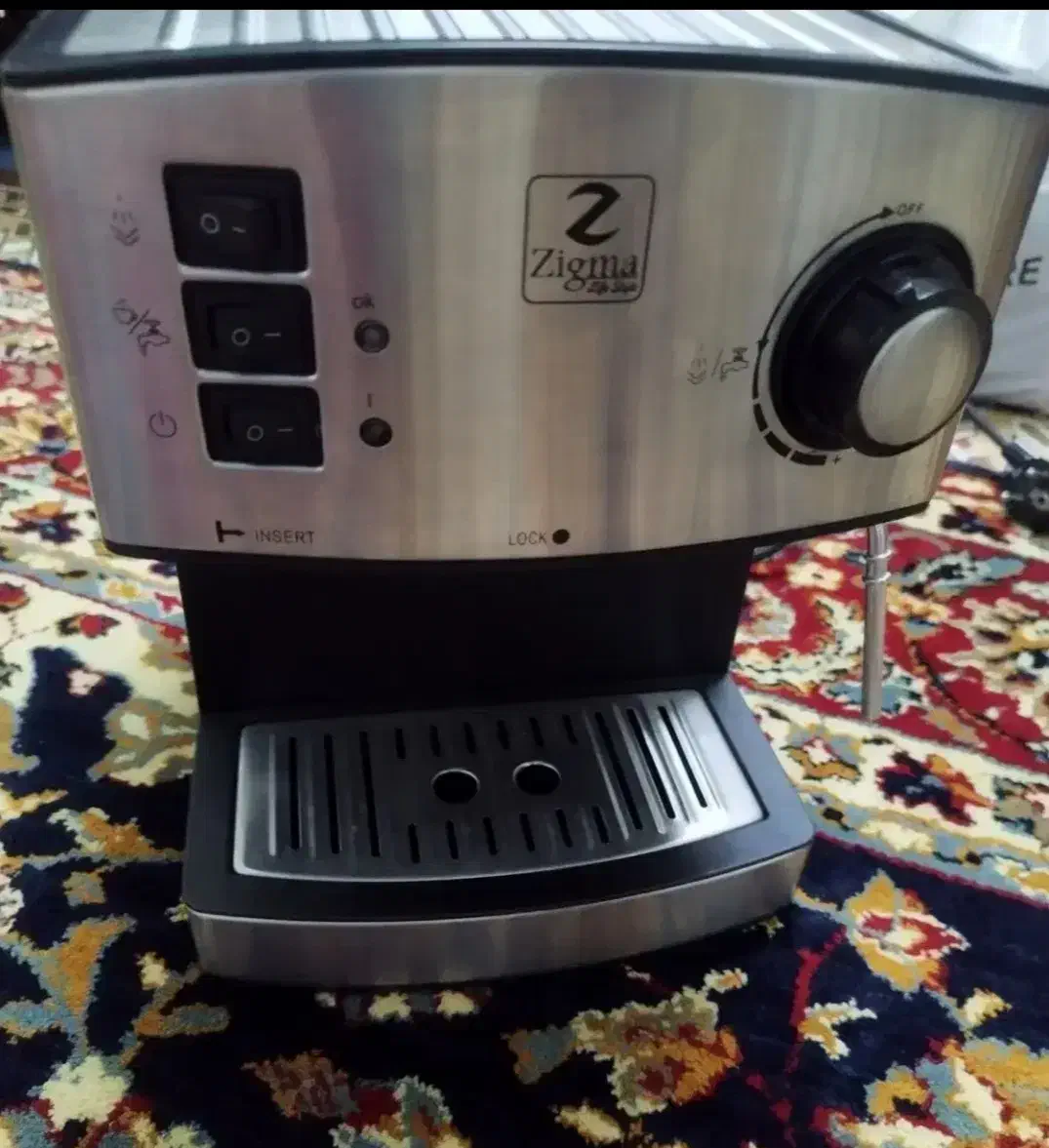 فروش قهوه ساز مدل زیگما و میز تلویزیون|میز تلویزیون|مروست, |دیوار