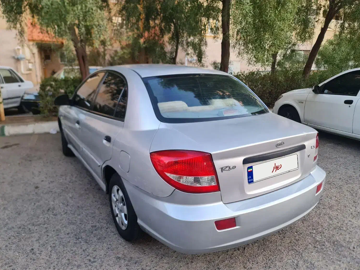 ریو مدل ۸۸ بسیار تمیز|خودرو سواری و وانت|قم, پردیسان|دیوار