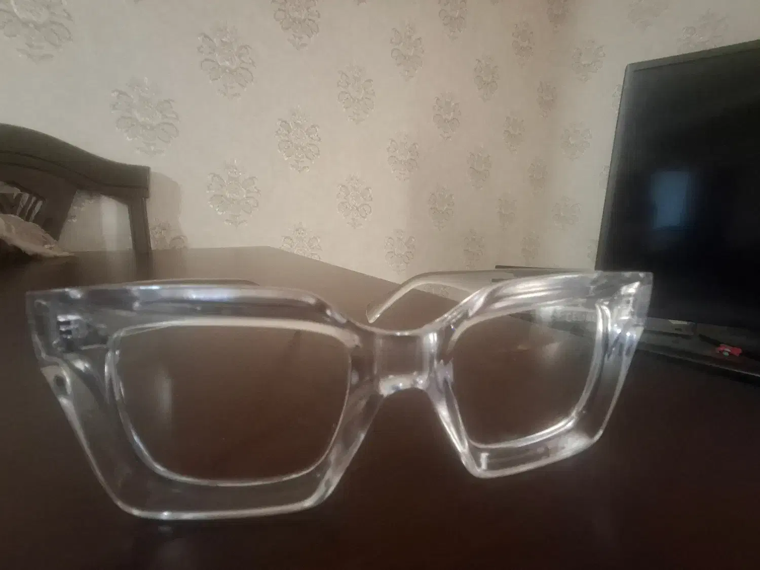 عینک|زیورآلات و اکسسوری|گرگان, |دیوار