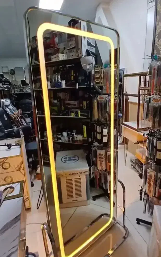 نشیمن متحرک|آرایشگاه و سالن‌های زیبایی|ایلام, |دیوار