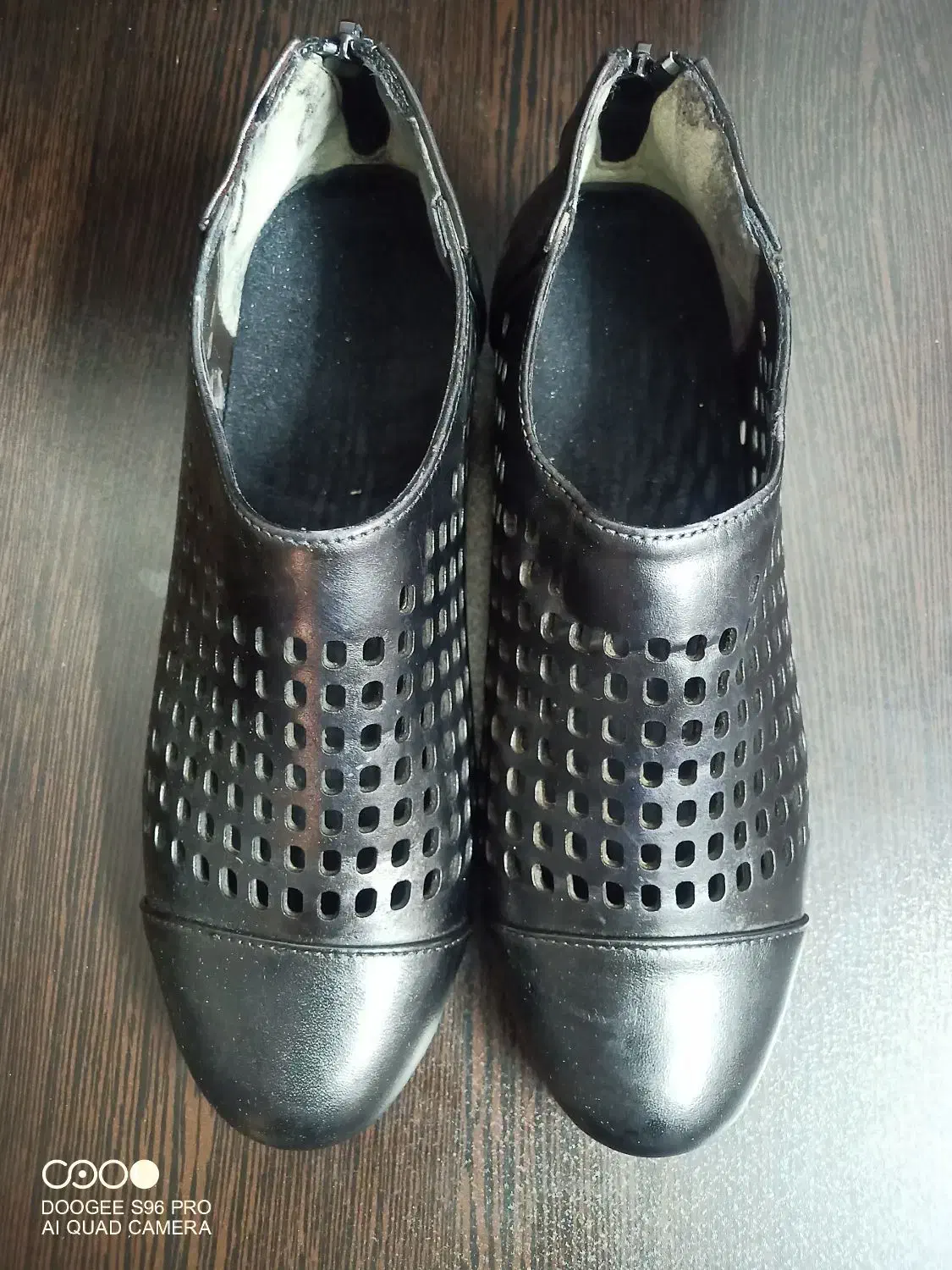 کفش چرم طبیعی|کیف، کفش، کمربند|قم, باجک یک|دیوار