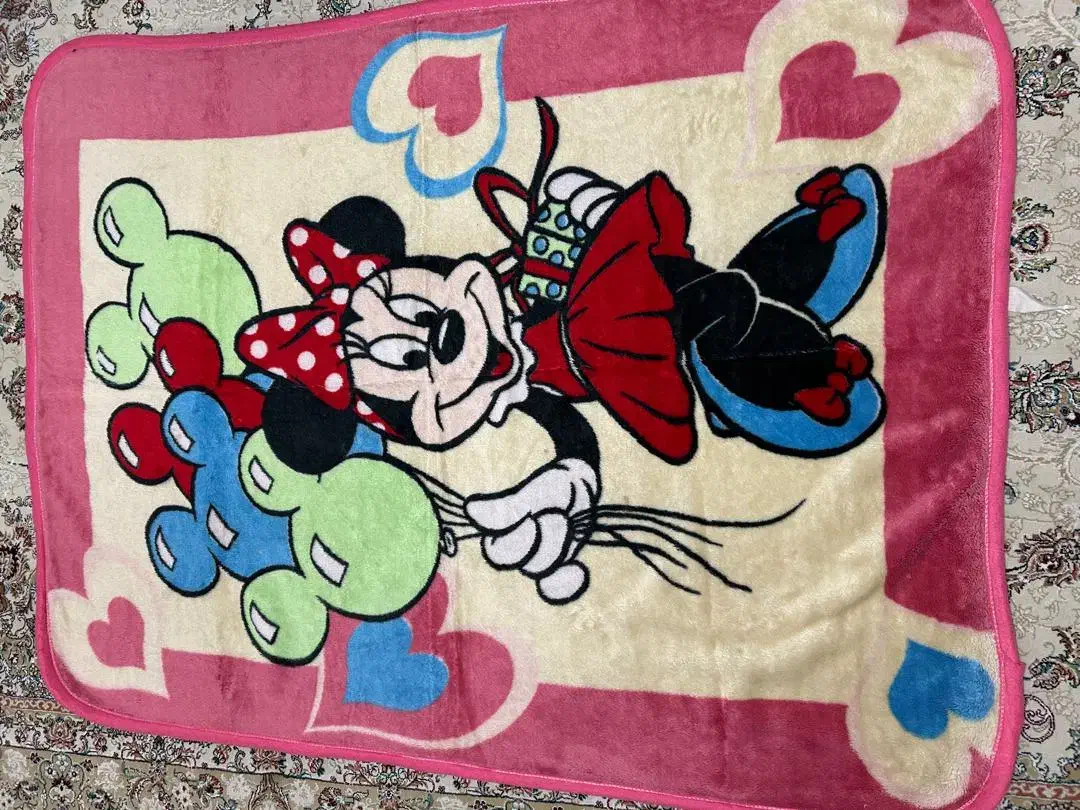 تعدادی پتو کودک نوجوان بزرگسال|رختخواب، بالش، پتو|تهران, شهرک شریعتی|دیوار