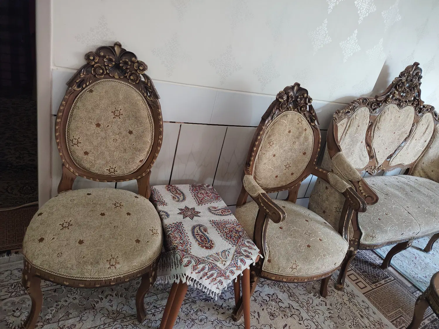 مبل|مبلمان خانگی و میز عسلی|اردستان, |دیوار
