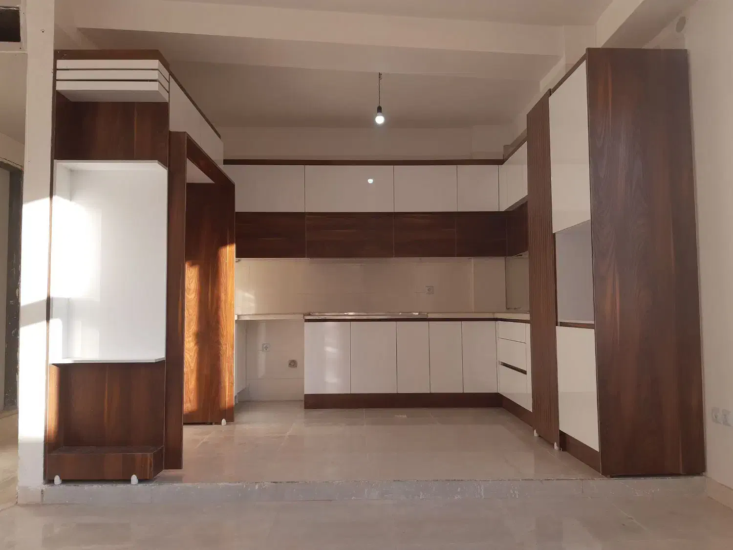 تعمیر ونصب وساخت کابینت و کمددیواری|خدمات پیشه و مهارت|کرمانشاه, |دیوار