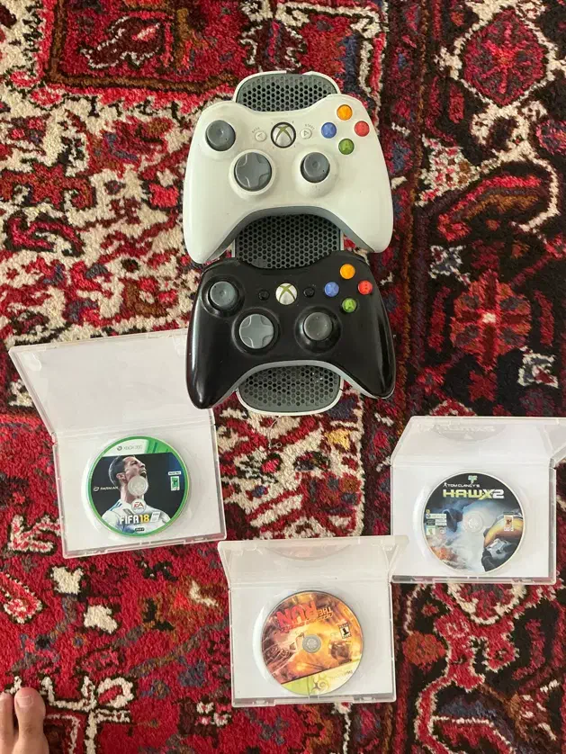 Xbox 360 دو دسته|کنسول، بازی ویدئویی و آنلاین|تبریز, |دیوار