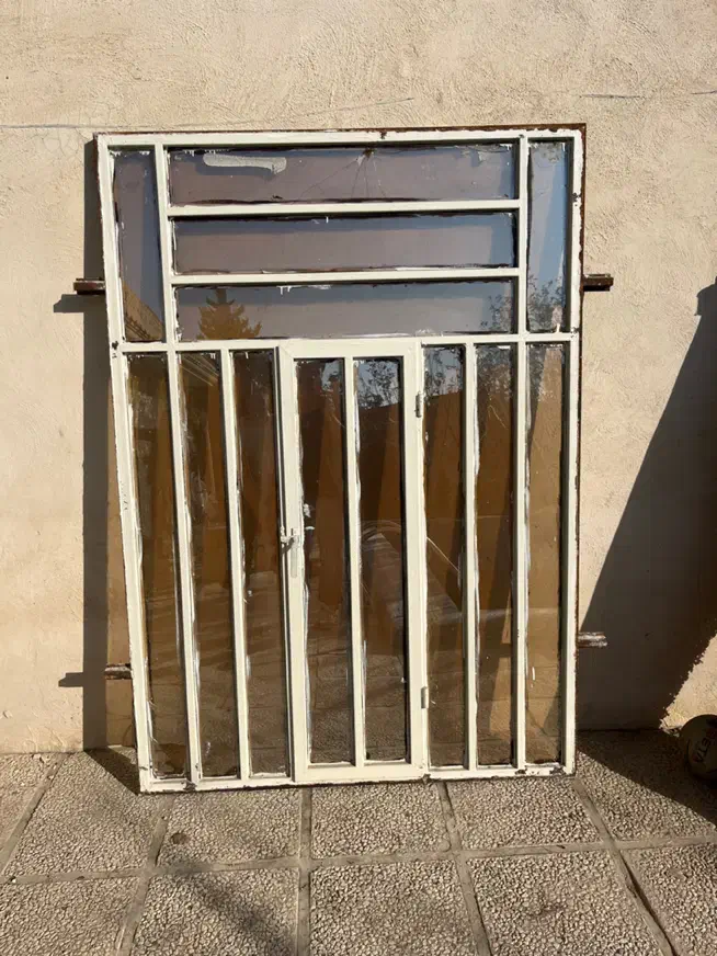 در و پنجره آهنی|مصالح و تجهیزات ساختمان|کرج, انبار مپنا|دیوار