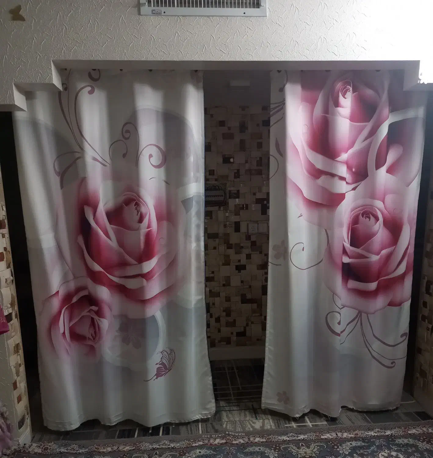 پرده در حد نو|پرده، رانر، رومیزی|برخوار, |دیوار