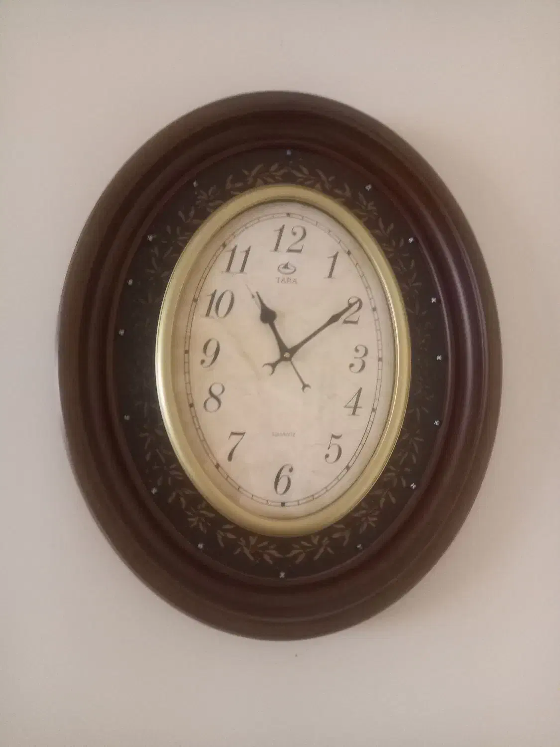 قاب مس دور چوب بسیارزیبا بزرگ وساعت بزرگ برند تارا|تابلو، نقاشی، عکس|تهران, مینای جنوبی|دیوار