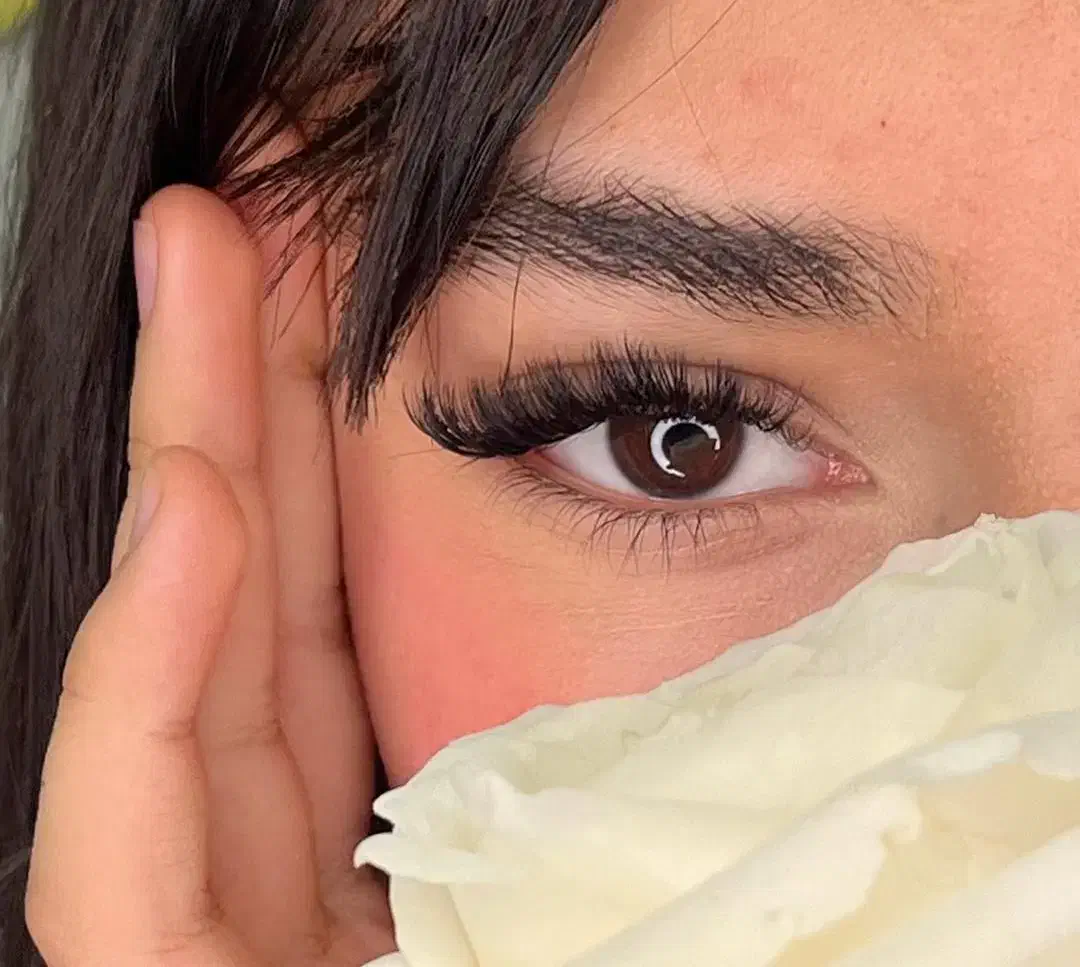 خدمات اکستنشن مژه|خدمات آرایشگری و زیبایی|ساری, |دیوار