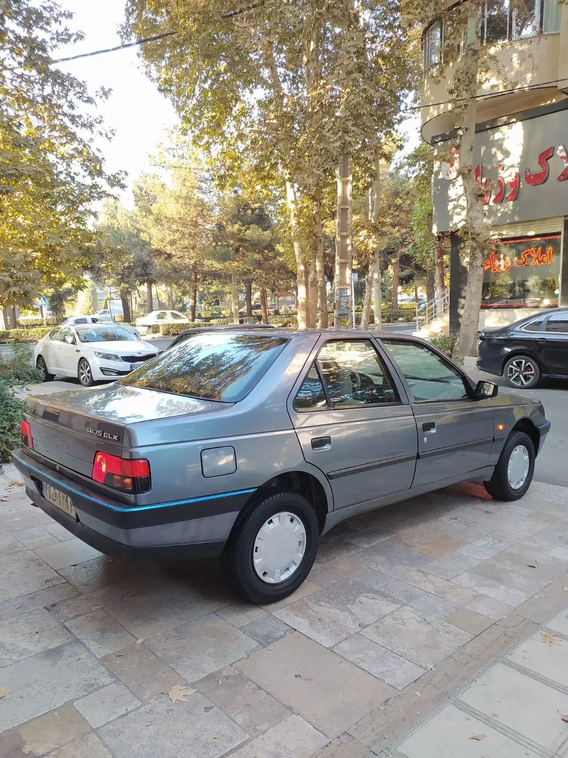 پژو 405 مدل ۱۳۹۴ دوگانه کارخانه کم کار مشابه صفر|خودرو سواری و وانت|کرج, محمد آباد|دیوار